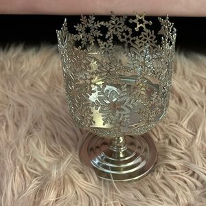 Bath & Body works candle holder